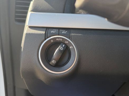 Used 2008 Pontiac G8 image 16