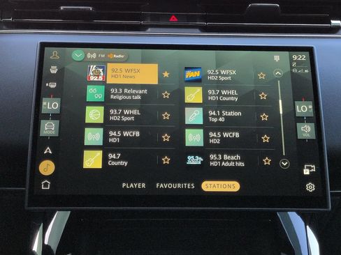 Used 2025 Land Rover Range Rover Sport Dynamic SE AWD/4WD image 18