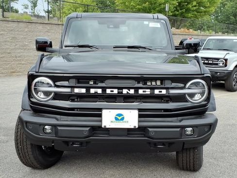 Used 2026 Ford Bronco Outer Banks AWD/4WD image 2