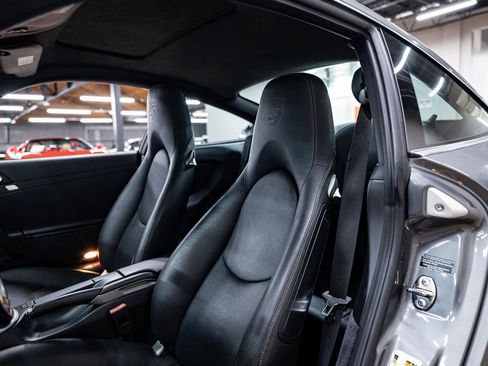 Used 2009 Porsche 911 Carrera S RWD image 12