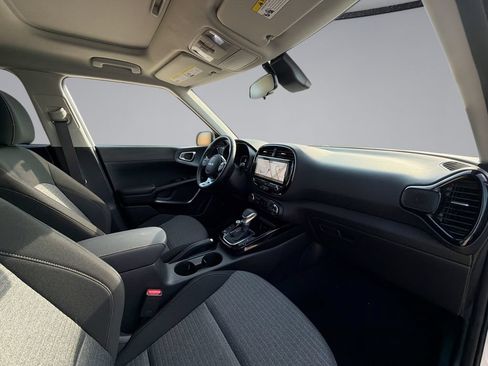 Used 2024 Kia Soul EX FWD image 15