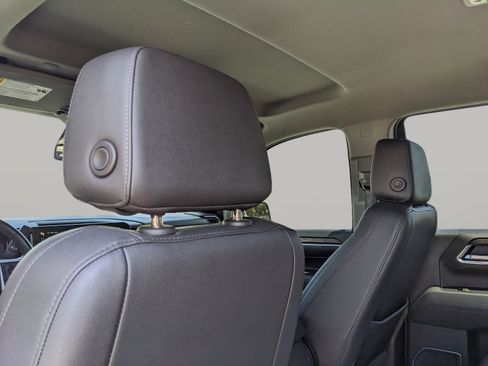 Used 2024 GMC Sierra 1500 SLT RWD image 17