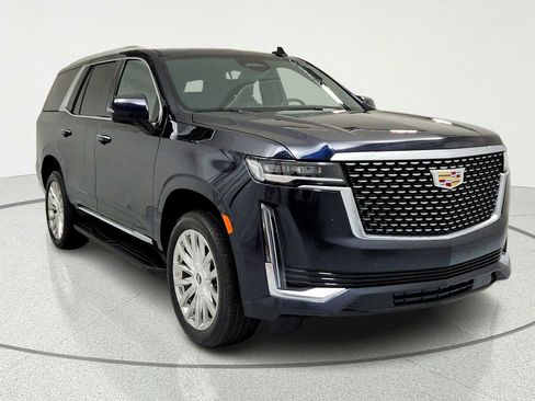 Certified 2023 Cadillac Escalade Premium Luxury AWD/4WD image 7