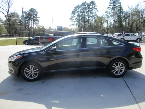 Used 2015 Hyundai Sonata SE image 7