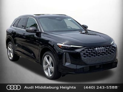 Used 2025 Audi Q5 Premium w/ Convenience Package