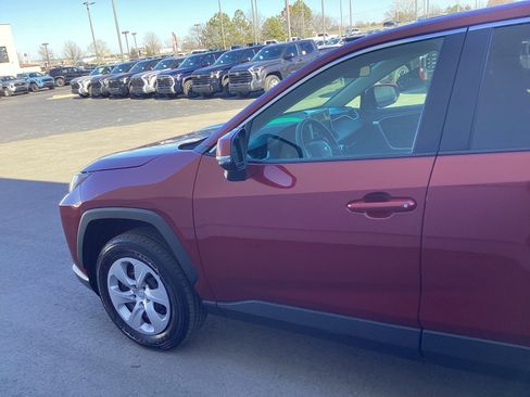Certified 2025 Toyota RAV4 LE image 9
