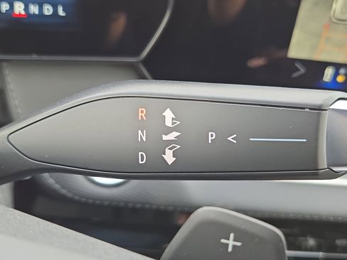 New 2026 Chevrolet Equinox LT image 33