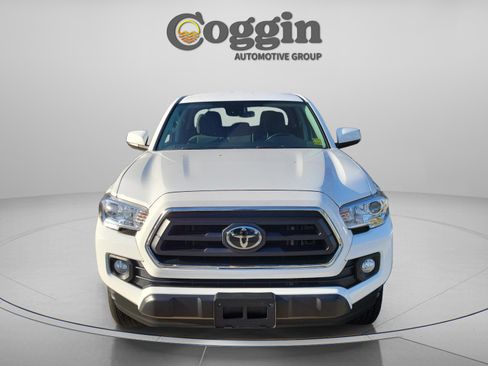 Used 2022 Toyota Tacoma SR5 image 5