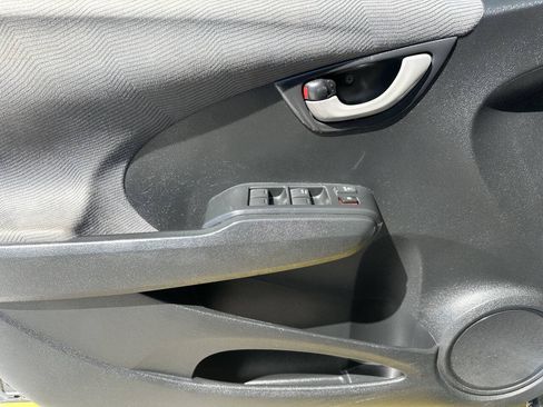 Used 2012 Honda Fit image 22