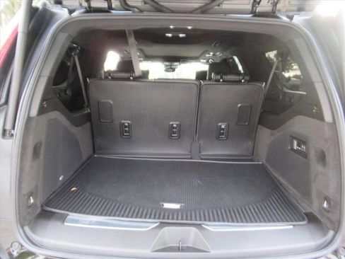 Used 2024 Cadillac Escalade ESV V w/ Heavy-Duty Trailer Package image 42