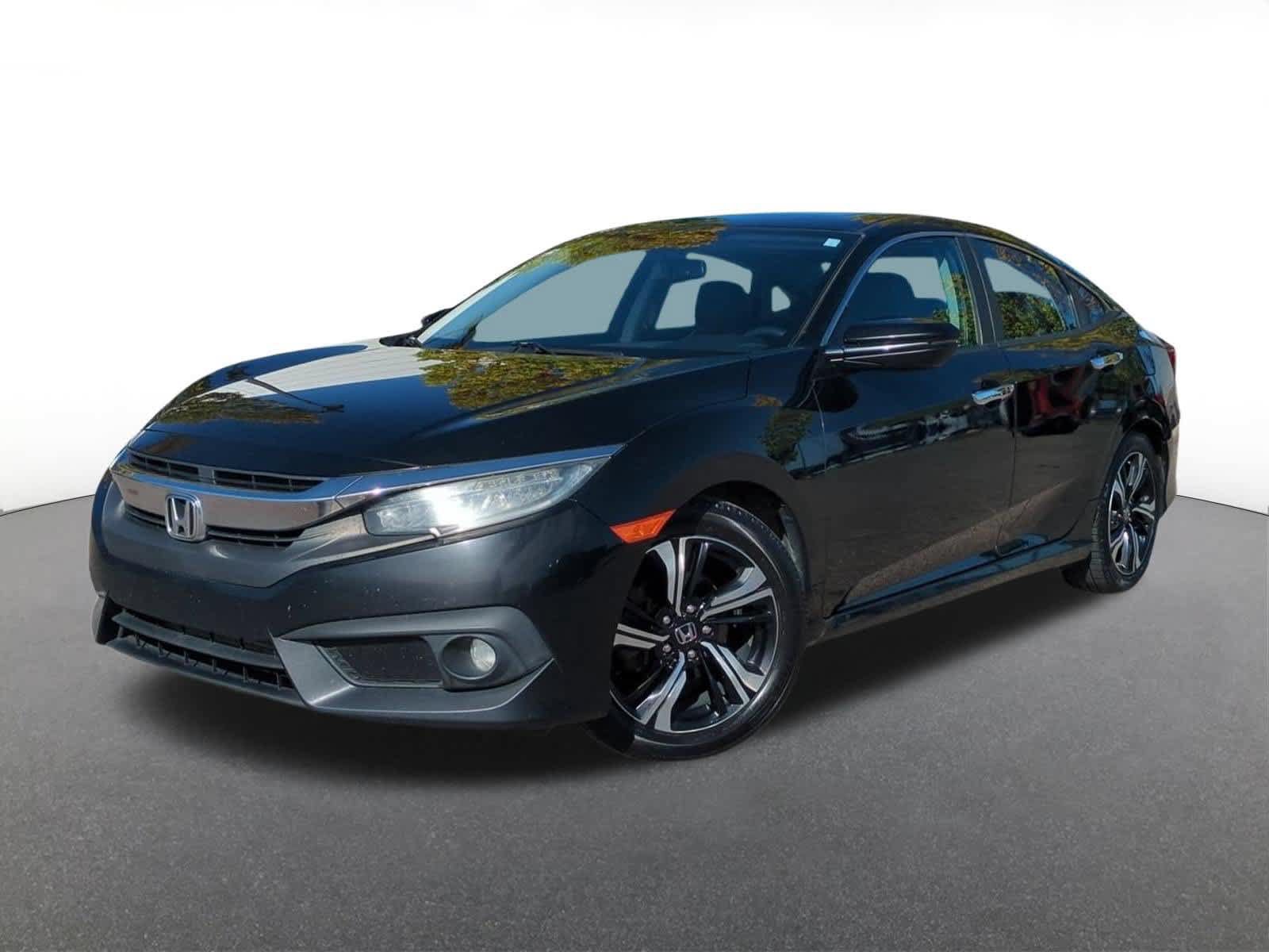 Used 2017 Honda Civic Touring image 1