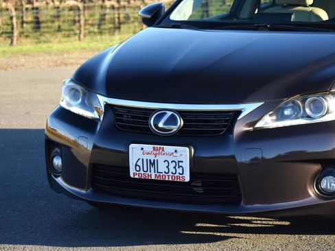 Used 2012 Lexus CT 200h Premium image 7