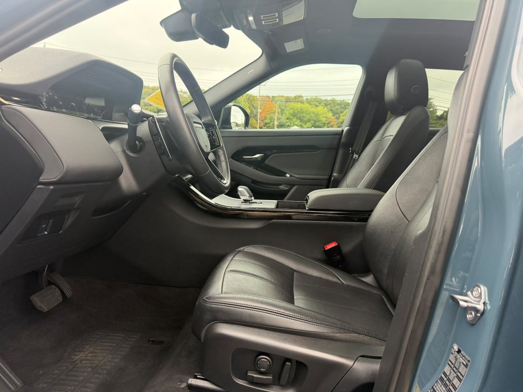 Used 2024 Land Rover Range Rover Evoque S AWD/4WD image 13