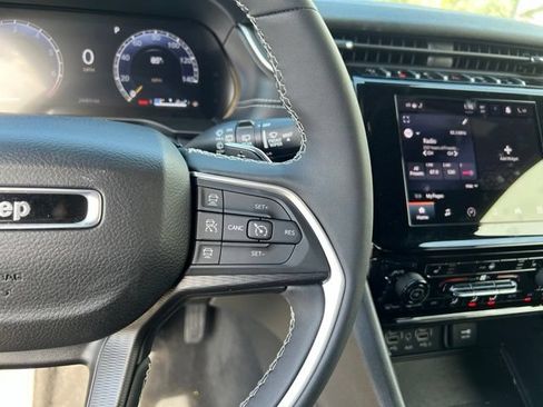 Used 2024 Jeep Grand Cherokee L Laredo AWD/4WD image 28