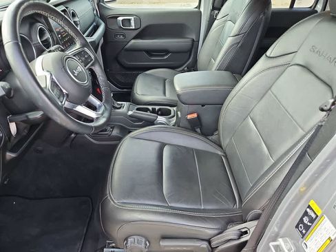 Used 2021 Jeep Wrangler Unlimited Sahara image 17
