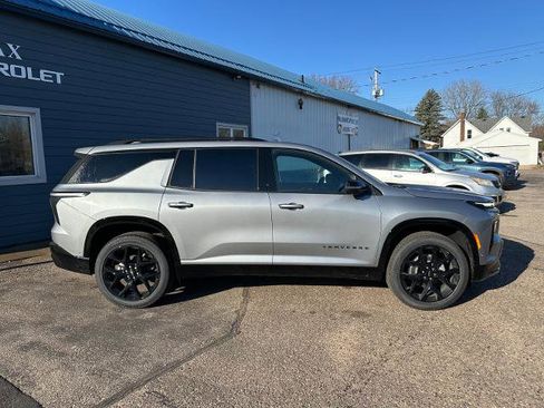New 2026 Chevrolet Traverse RS w/ LPO, Floor Liner Package AWD/4WD image 2