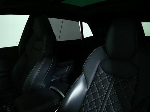 Used 2024 Audi SQ8 Prestige image 5