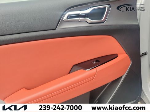 Certified 2024 Kia Sportage SX FWD image 11