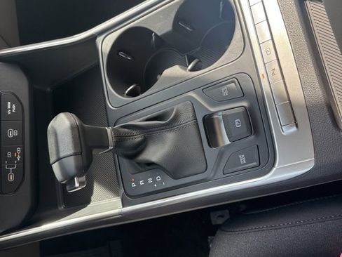 New 2026 Kia Carnival LX image 43