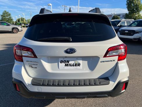 Used 2019 Subaru Outback 2.5i Limited w/ Protection Package #1 AWD/4WD image 6