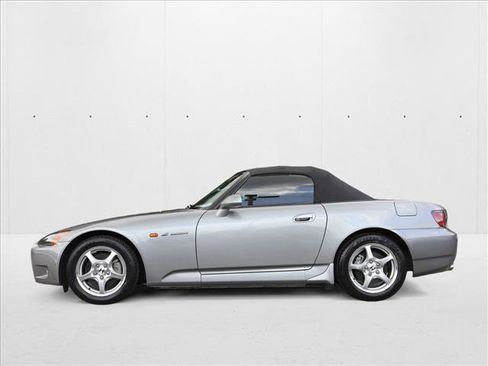 Used 2001 Honda S2000 image 8
