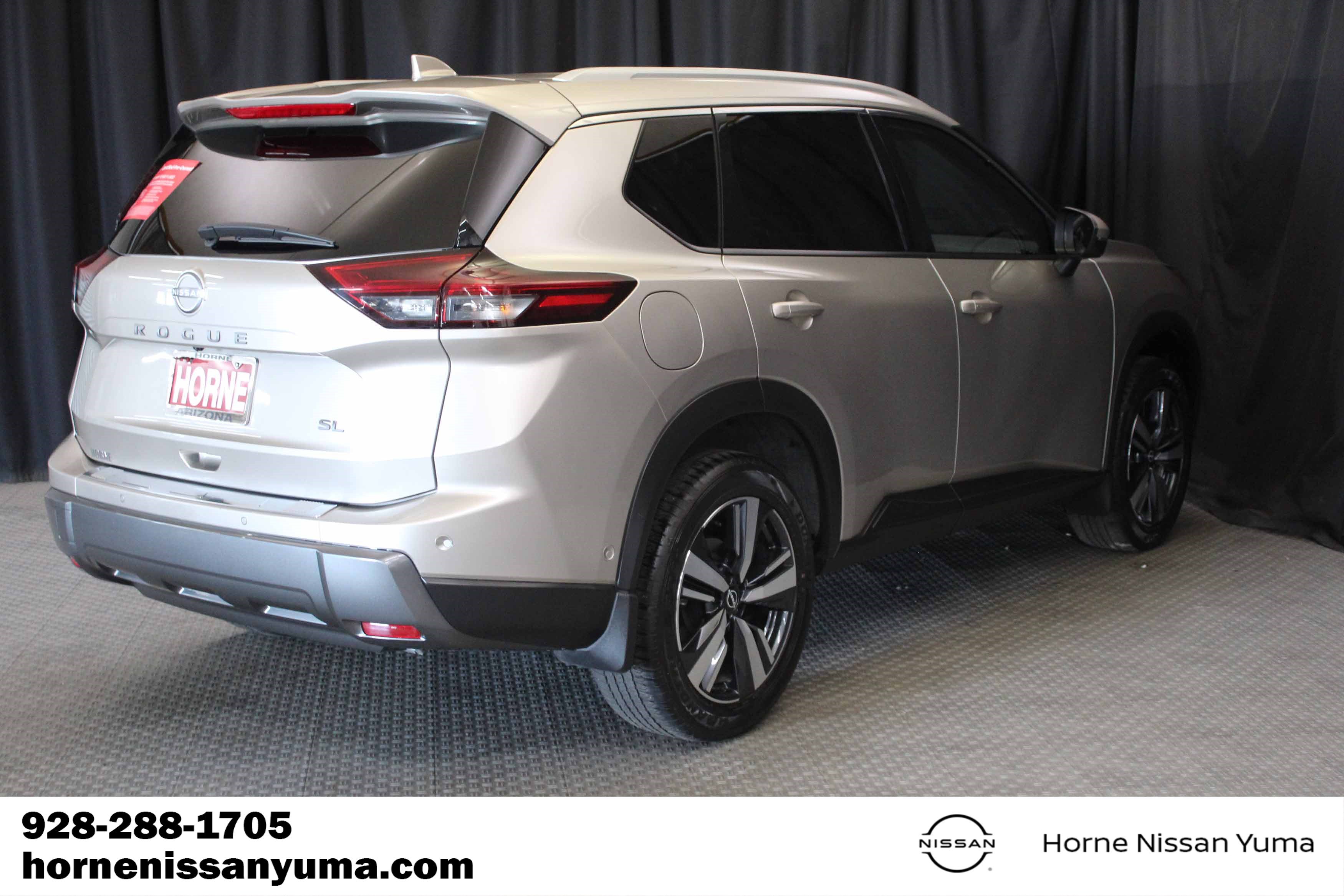 Certified 2024 Nissan Rogue SL FWD image 13