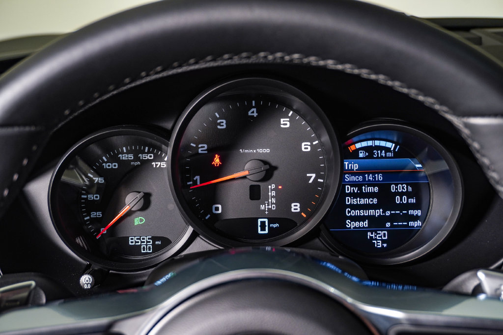 Used 2021 Porsche 718 Cayman RWD image 20