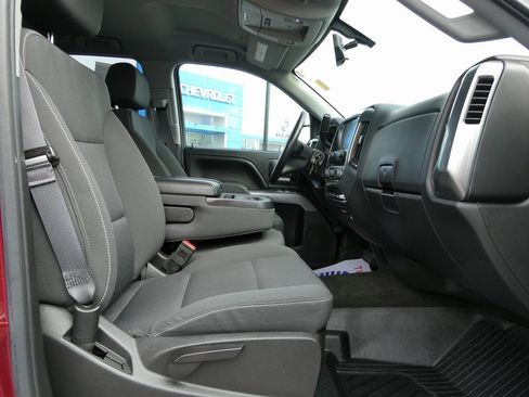 Used 2017 Chevrolet Silverado 1500 LT w/ All Star Edition image 13