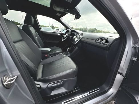 Certified 2024 Volkswagen Tiguan SE R-Line AWD/4WD image 29