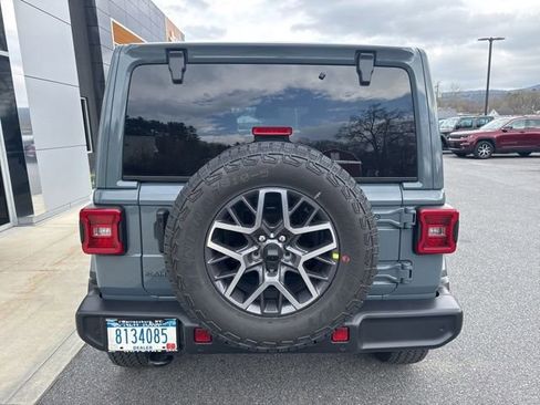 New 2026 Jeep Wrangler Sahara image 5
