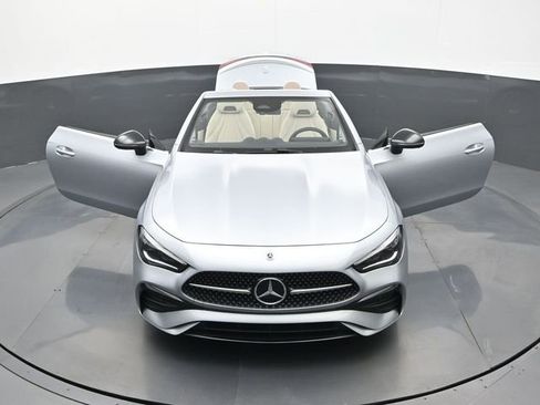 Used 2024 Mercedes-Benz CLE 300 4MATIC Cabriolet image 26