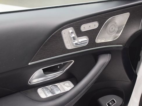 Certified 2022 Mercedes-Benz GLS 450 4MATIC image 22