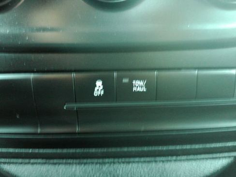 Used 2024 RAM 1500 Classic SLT image 37