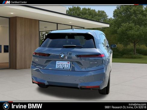 Used 2026 BMW iX xDrive45 image 9
