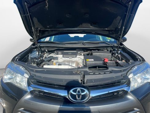 Used 2017 Toyota Camry LE FWD image 16