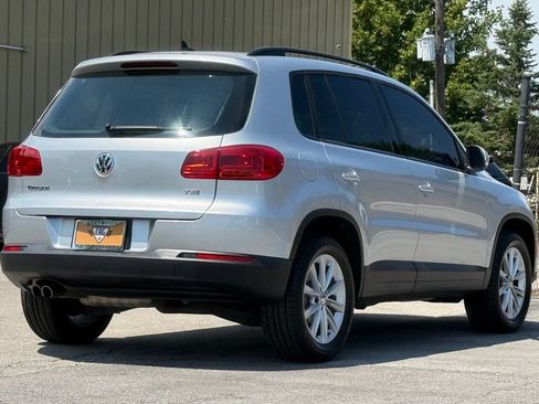 Used 2017 Volkswagen Tiguan Limited w/ Premium Package FWD image 5