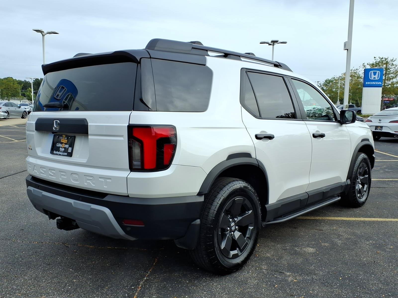 Certified 2026 Honda Passport RTL image 11
