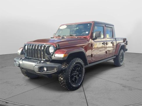 Used 2022 Jeep Gladiator Sport image 4