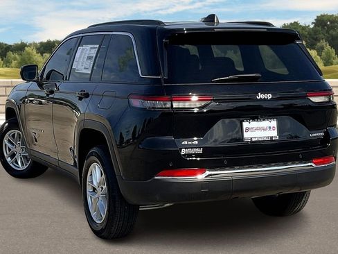 New 2025 Jeep Grand Cherokee Laredo X w/ Luxury Tech Group I image 3