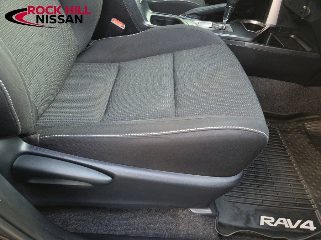 Used 2017 Toyota RAV4 XLE w/ All Weather Liner Package AWD/4WD image 35
