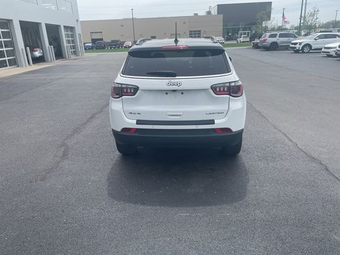 Used 2025 Jeep Compass Limited AWD/4WD image 5