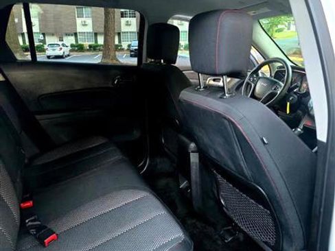 Used 2017 GMC Terrain SLE image 19