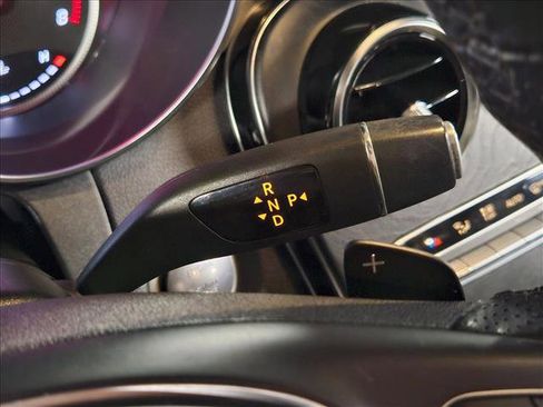 Used 2019 Mercedes-Benz GLC 300 image 12