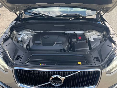 Used 2016 Volvo XC90 T6 Momentum w/ Momentum Plus Package AWD/4WD image 10