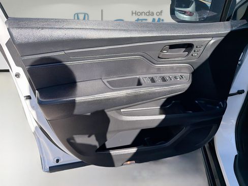Used 2023 Honda Odyssey EX-L image 19