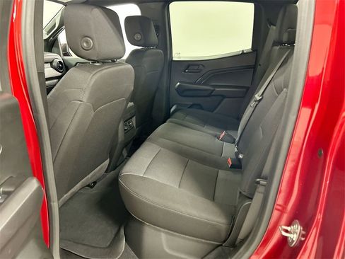 Used 2024 Chevrolet Colorado Trail Boss w/ Technology Package image 20