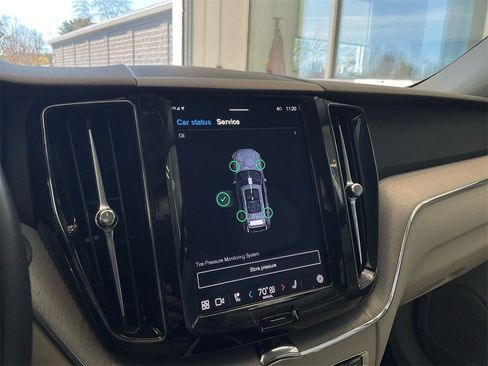 Certified 2024 Volvo XC60 B5 Plus image 26