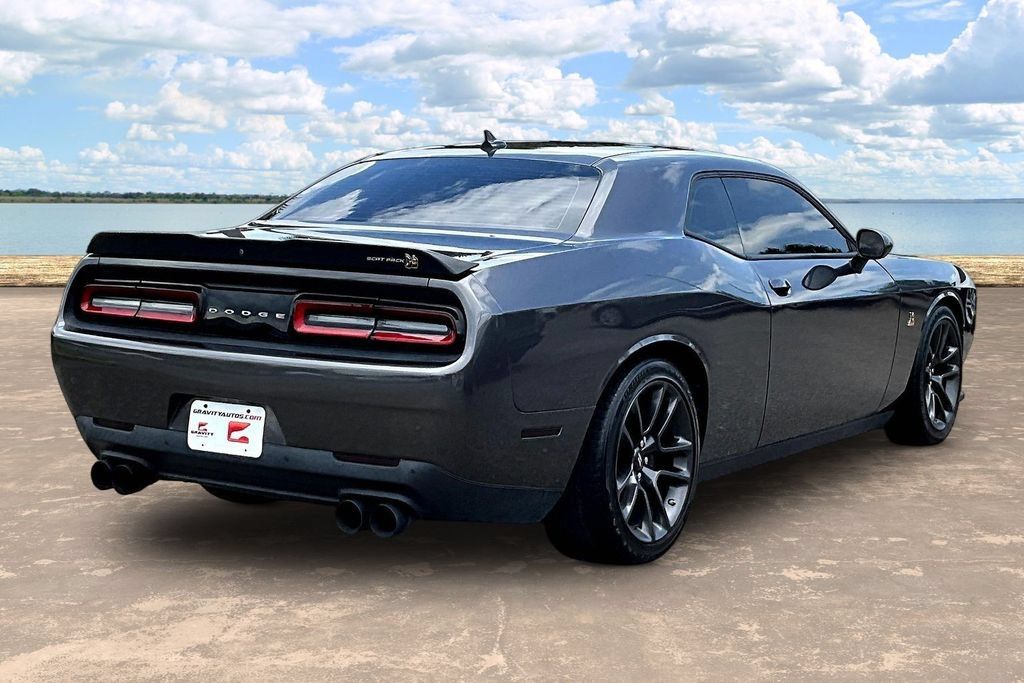 Used 2021 Dodge Challenger R/T Scat Pack RWD image 4