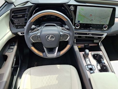 Used 2025 Lexus RX 350 w/ Convenience Package AWD/4WD image 12