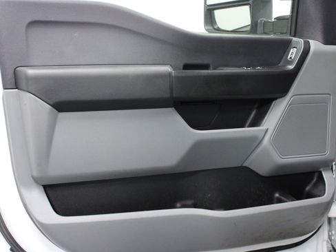 Used 2023 Ford F250 XL image 11